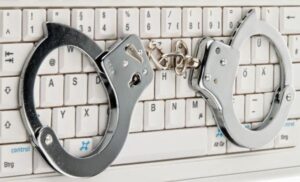 19-Year-Old Student Arrested for Exploiting Heartbleed Bug to Steal Data
