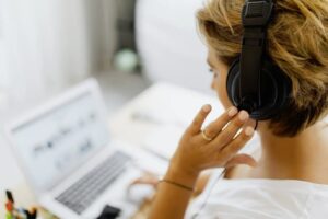 Is it Possible to Get a Foreign Phone Number for Your Business?